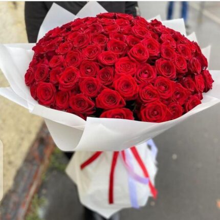 100 RED ROSES