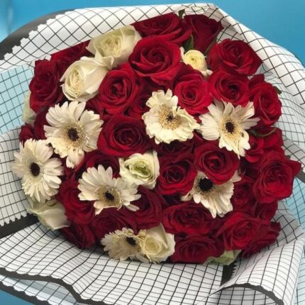 GERBERAS & ROSES