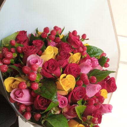 LAVISH BOUQUET