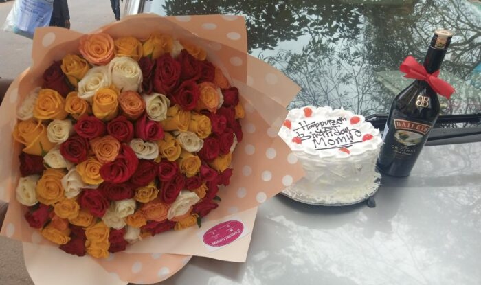 BAILEYS, CAKE & MIXED ROSES
