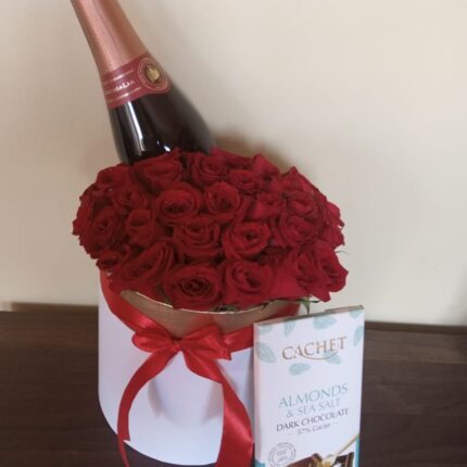 FRAGOLINO, CHOCS & ROSES
