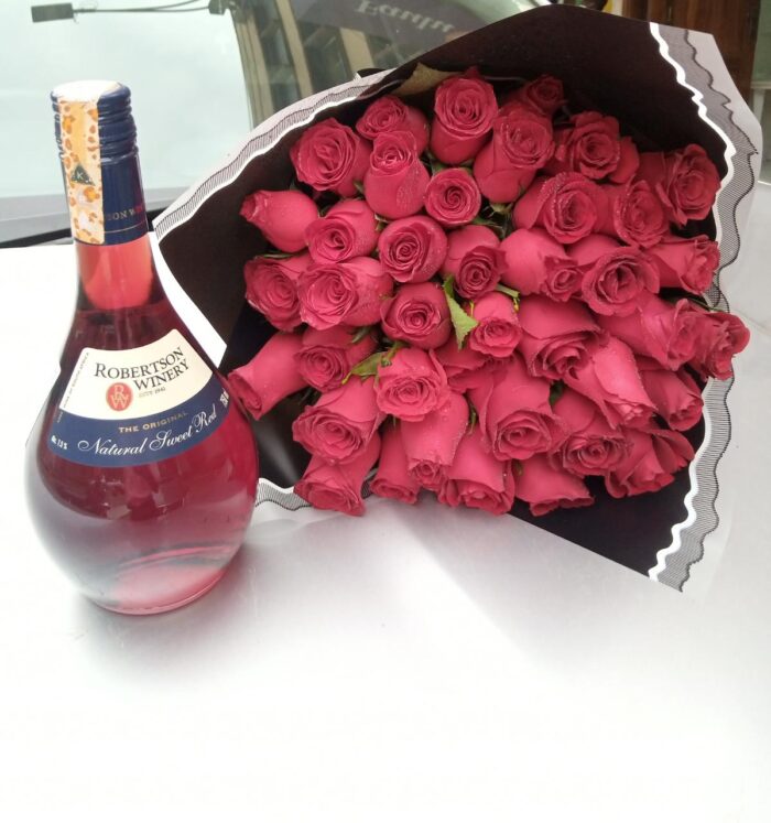 RED ROBERTSON & ROSES