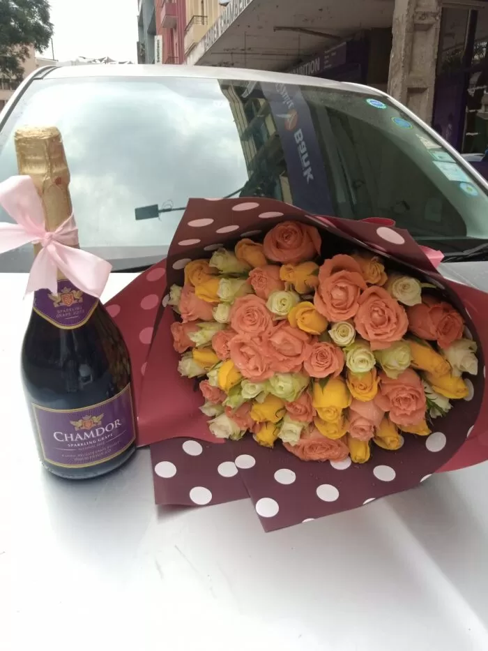 CHAMDOR & ROSES