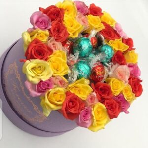 ASSORTED LINDT N ROSES