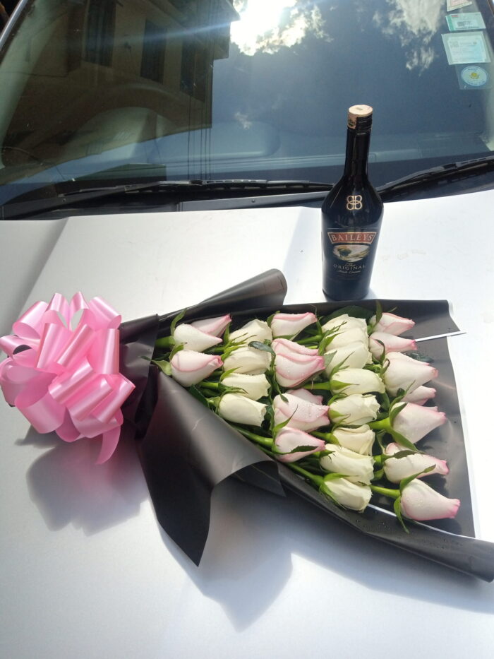 BAILEYS & ROSES