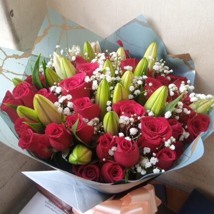 RED ROSES & LILIES