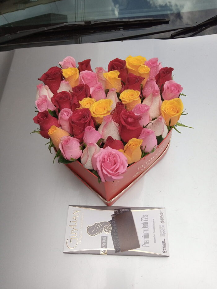 GUYLIAN CHOCS & HEART BOX