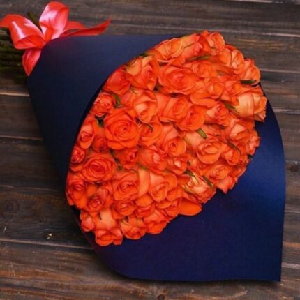 SHINY ORANGE ROSES