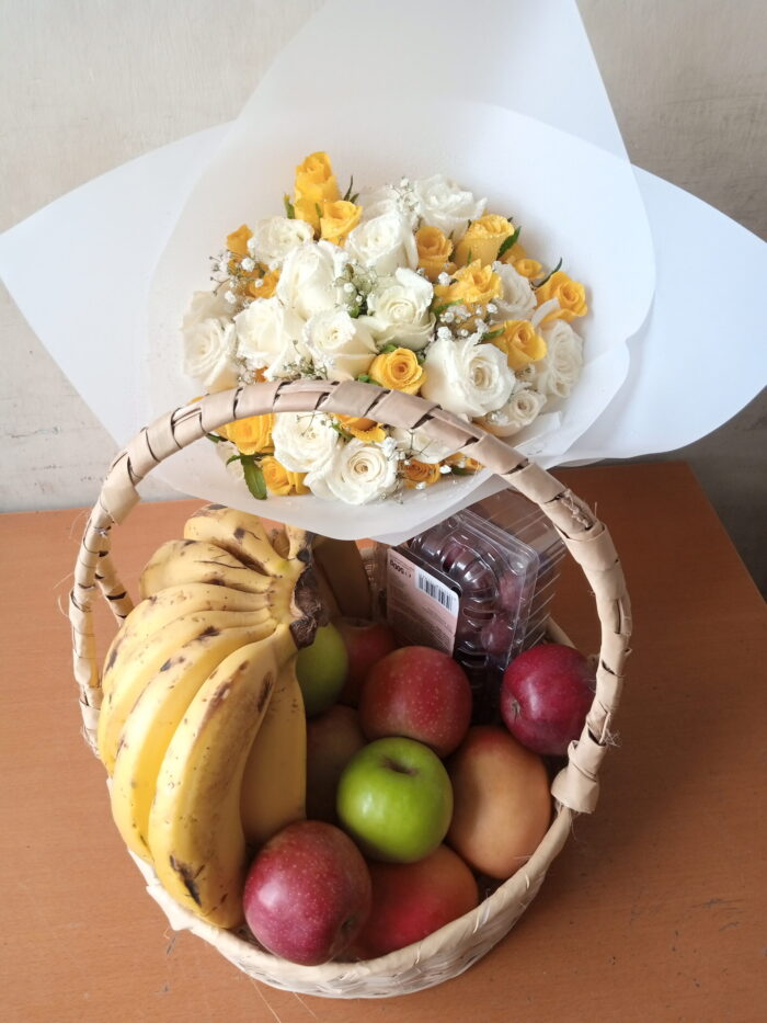 BOUQUET AND FRUITS BASKET