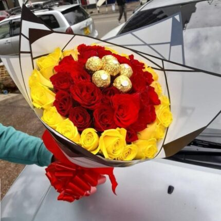 ROSES & CHOCOLATES