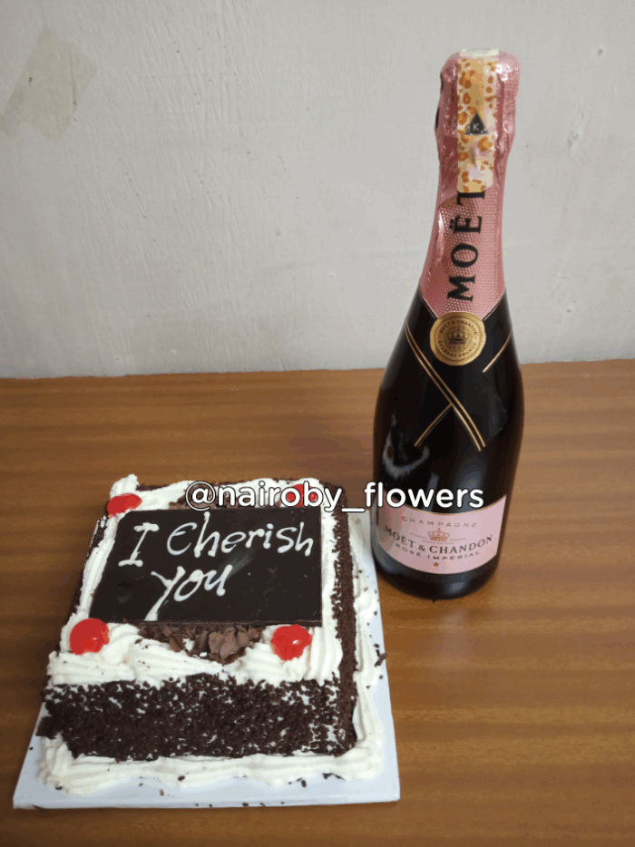 MOET & CAKE