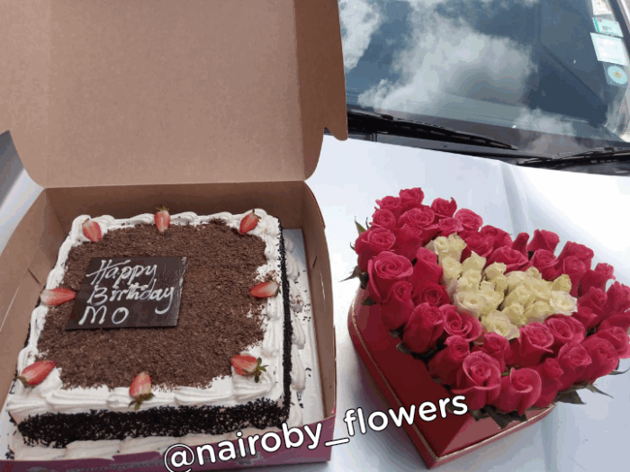 2KG BLACK FOREST CAKE & ROSES BOX