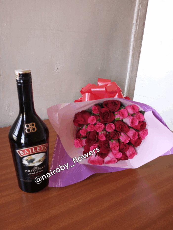 BAILEYS AND A MIXED ROSES BOUQUET
