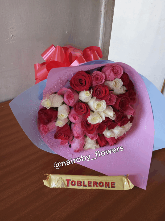 TOBLERONE CHOCOLATE & 50 ROSES