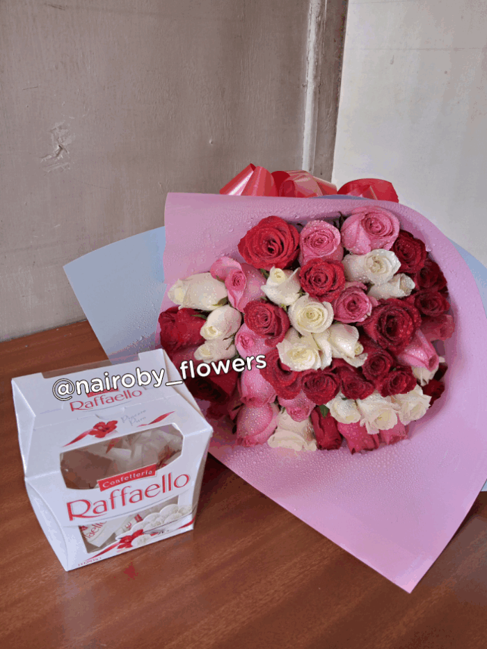 50 MIXED ROSES & RAFFAELLO CHOCOLATE