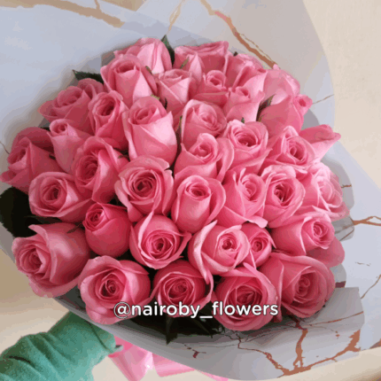 PINK HAND BOUQUET
