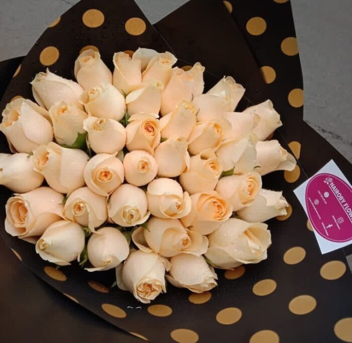 40 PEACH ROSES