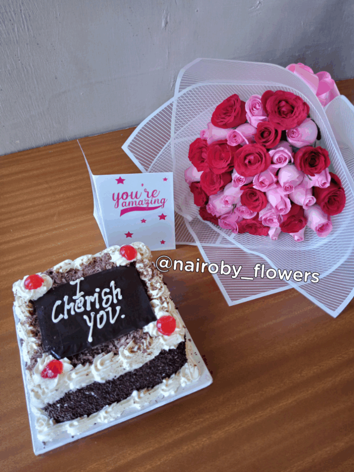 HALF KG CAKE & BOUQUET