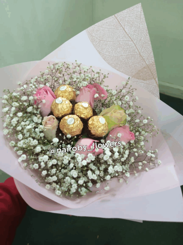 5 FERRERO CHOCOLATES, PINK ROSES & GYPSOPHILA