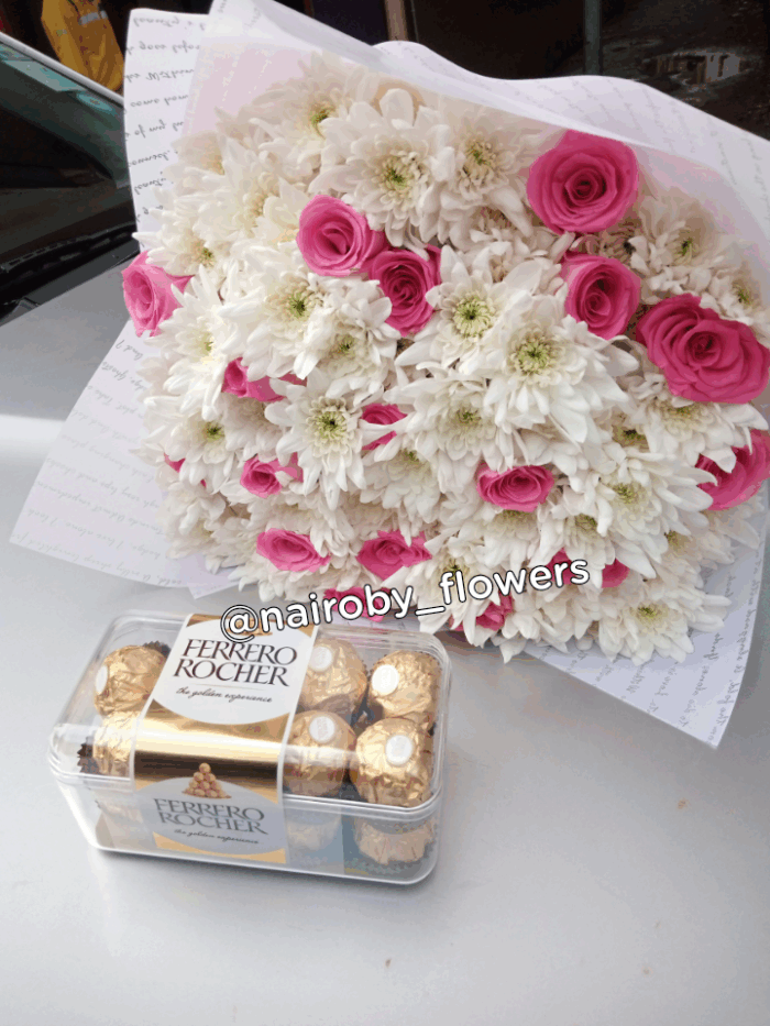 SUPERB BOUQUET & FERRERO CHOCOLATES