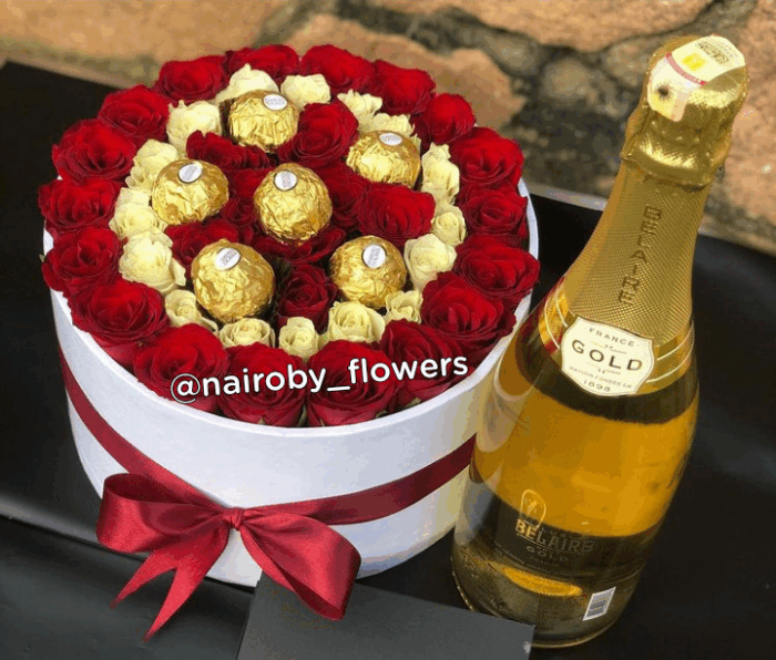 BELAIRE GOLD CHAMPAGNE & CHARMING BOX