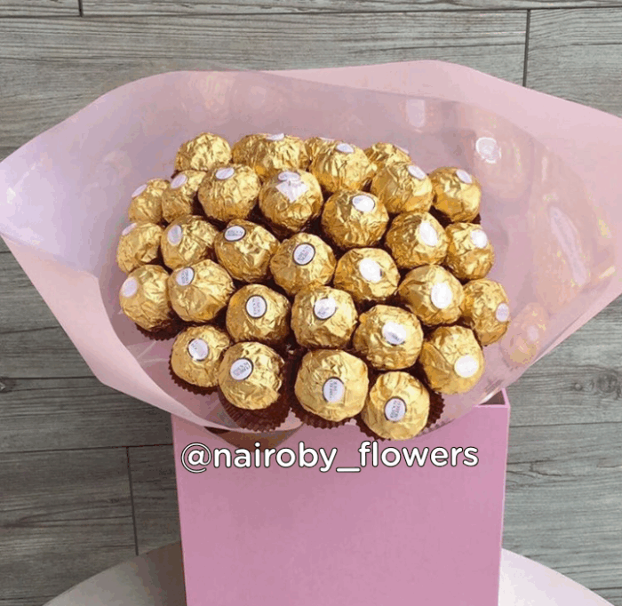 THE FERRERO CHOCOLATES BOUQUET