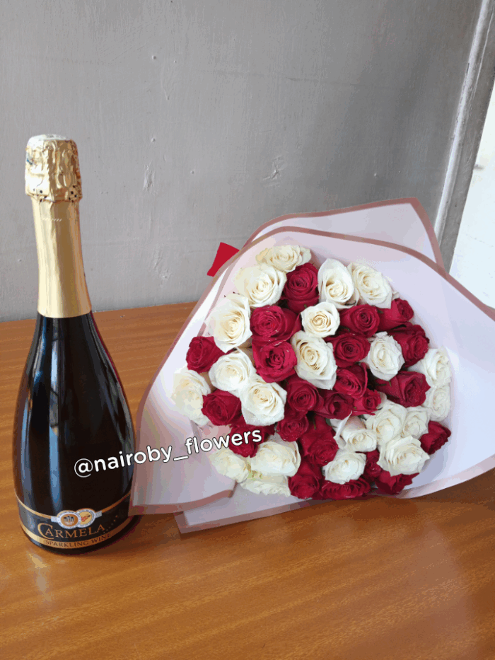 CARMELLA SPARKLING WINE & BOUQUET