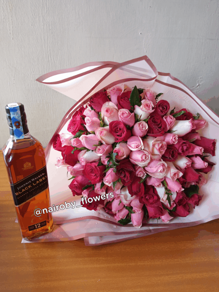 BLACK LABEL & 100 ROSES BOUQUET