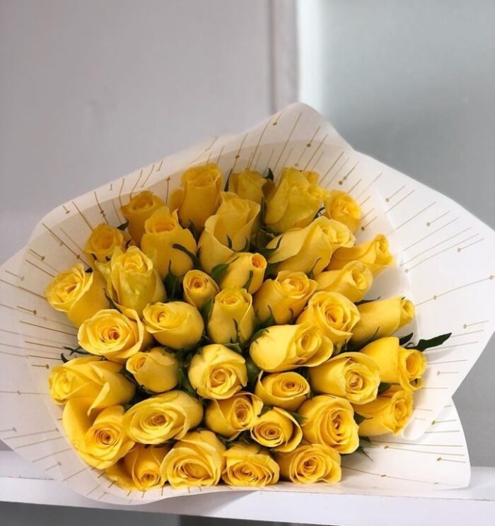 ADORABLE YELLOW ROSES