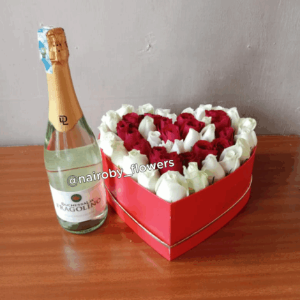 HEART ROSES BOX & FRAGOLINO SWEET WINE