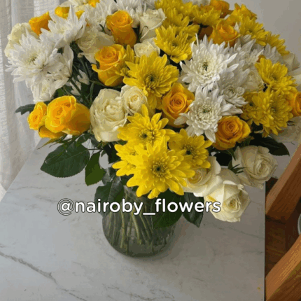 SWEET & BEAUTIFUL VASE ARRANGEMENT