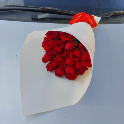 FLOURISHING RED BOUQUET