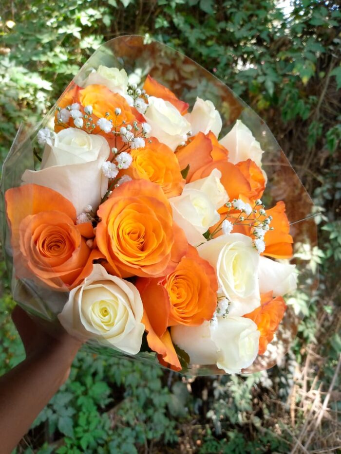 THE EMBRACE BOUQUET