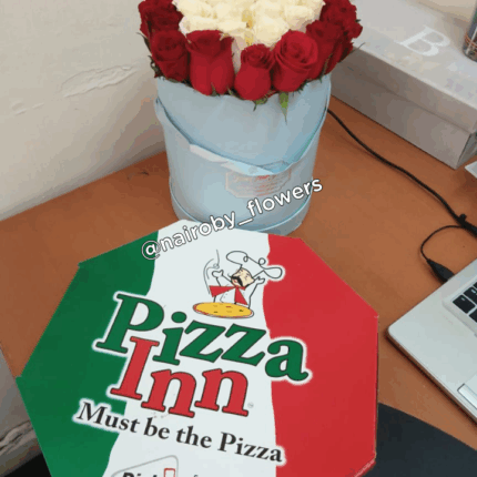 PIZZA & ROSES HAT BOX