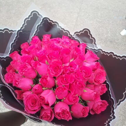 HOT PINK RHYME BOUQUET