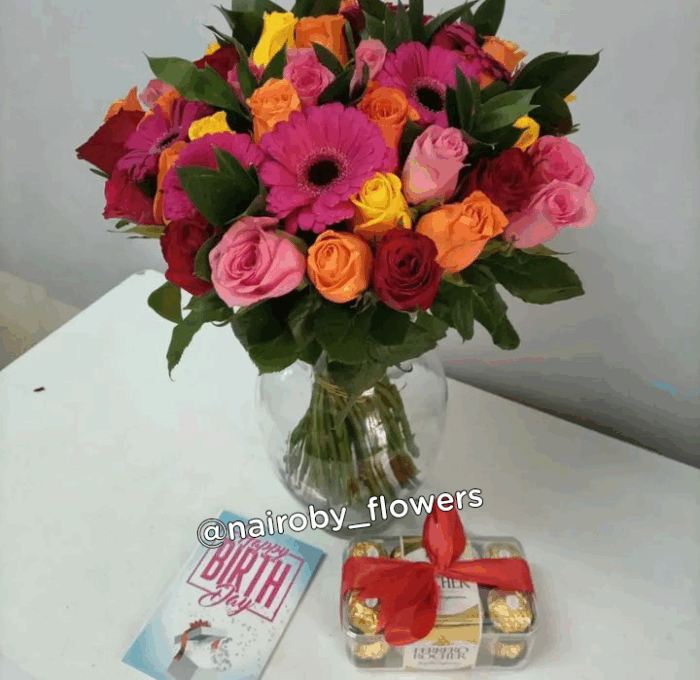 VASE OF CHOICE & FERRERO CHOCOLATES