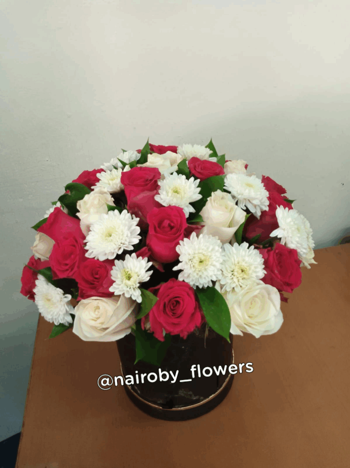 VALENTINE'S COLORFUL HATBOX