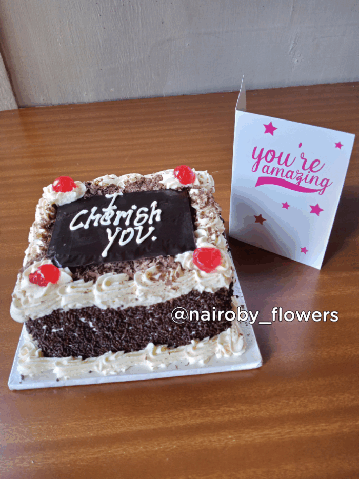 MAMA'S LOVE HALF KG CAKE
