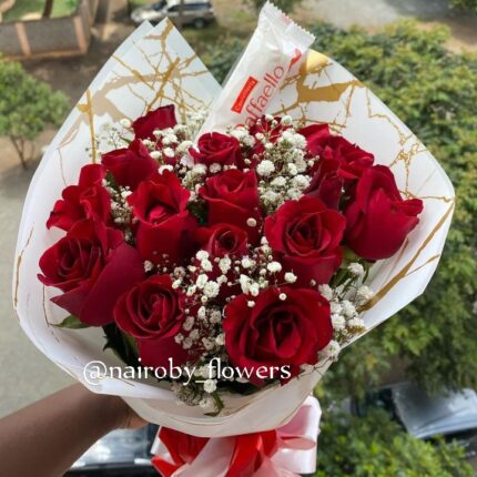 RAFFAELLO CHOCOLATE WITH RED ROSES