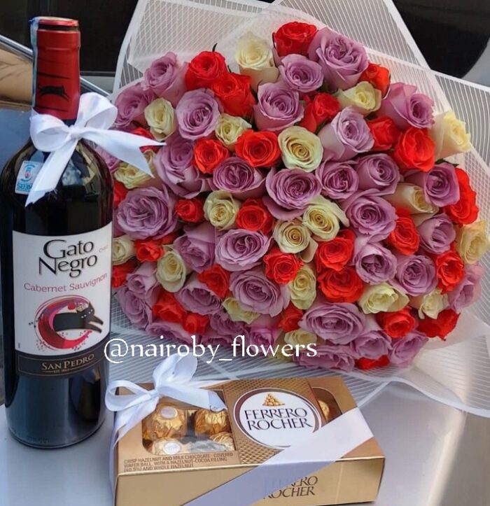 80 ROSES BOUQUET, FERRERO CHOCOLATES & SWEET RED GATO NEGRO WINE