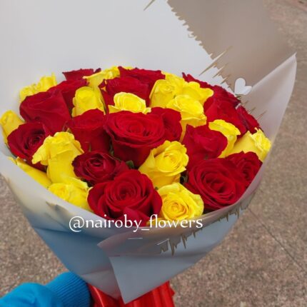 BLISSFUL YELLOW AND RED ROSES