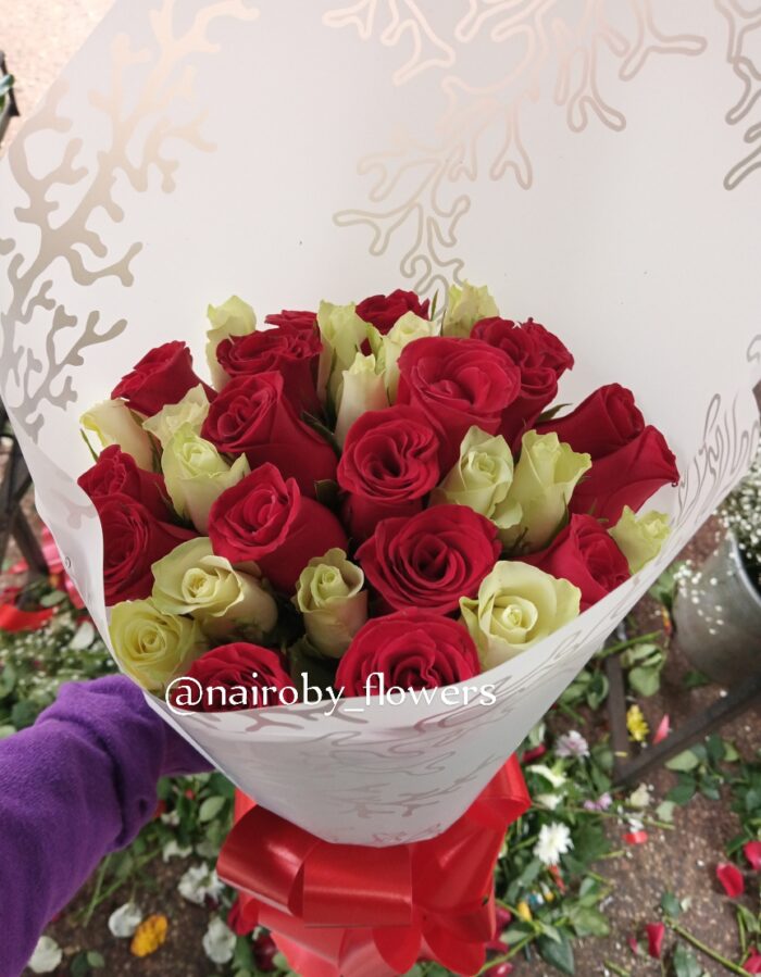 FULL BLOOMS BOUQUET