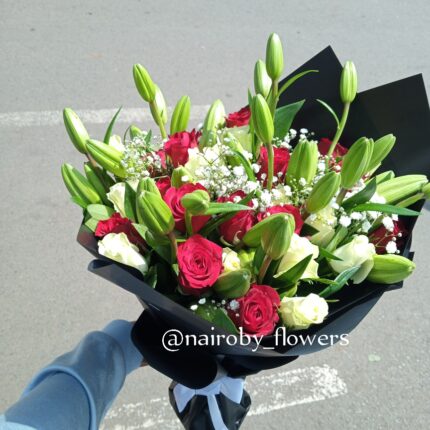 LILIES & ROSES UNIQUE COMBO