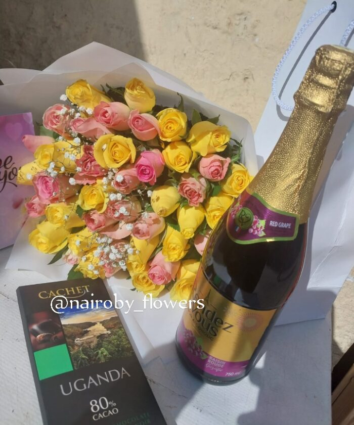 NON-ALCOHOLIC WINE, CHOCOLATE AND ROSES BOUQUET