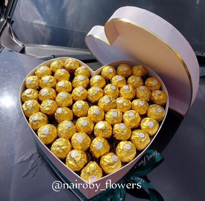 FERRERO CHOCOLATES BOX