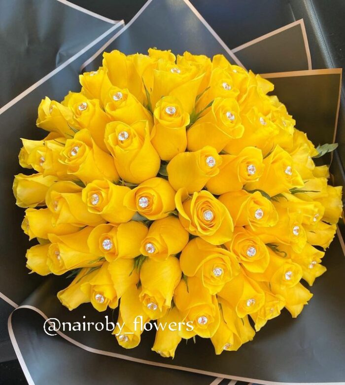 UNIQUELY YELLOW ROSES BOUQUET