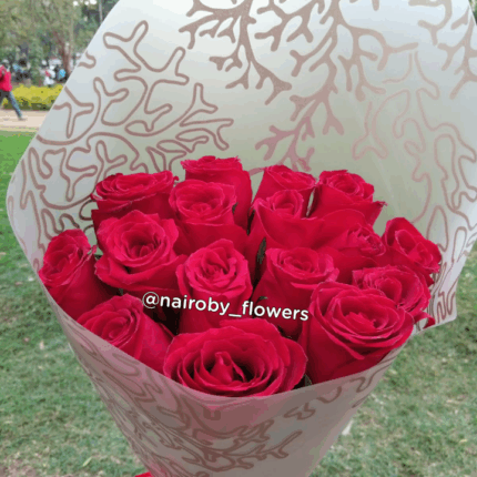 SIZZLING RED ROSES