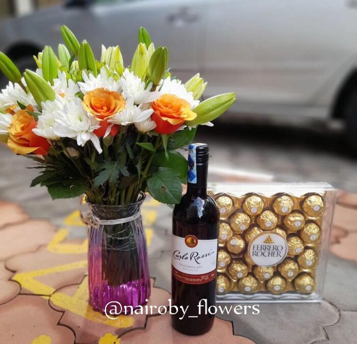 VASE FLOWERS, 24 FERRERO CHOCOLATES & SWEET WINE