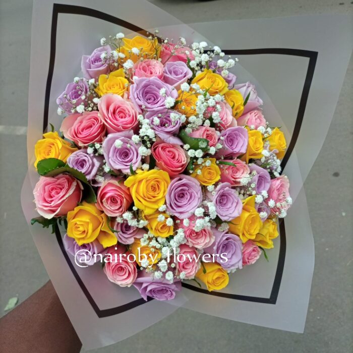 MYSTICAL ROSES BOUQUET