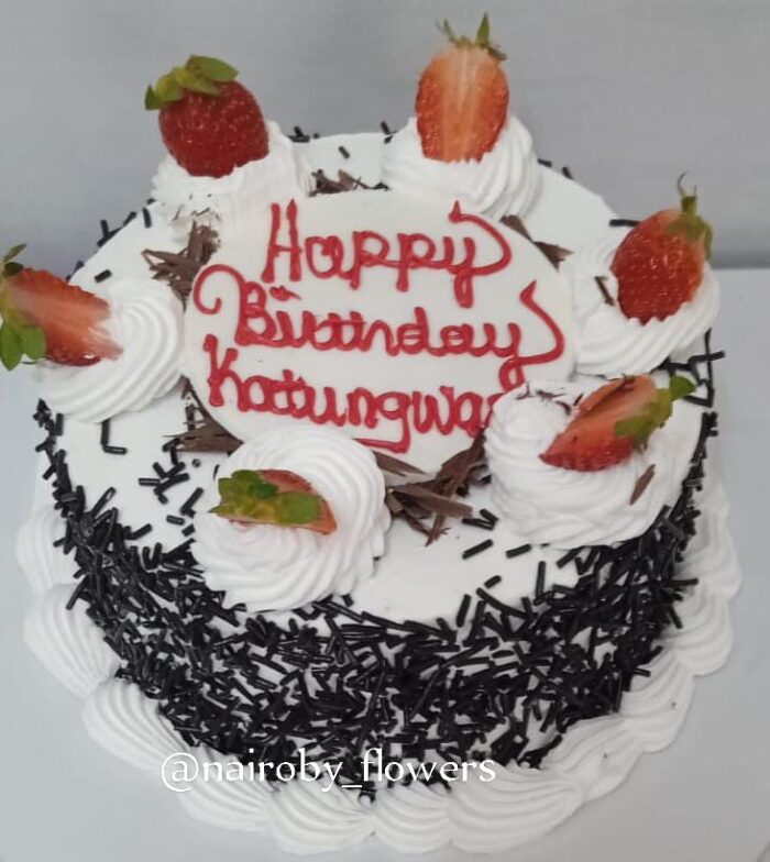 HALF KG SWEET FLAVOR CAKE